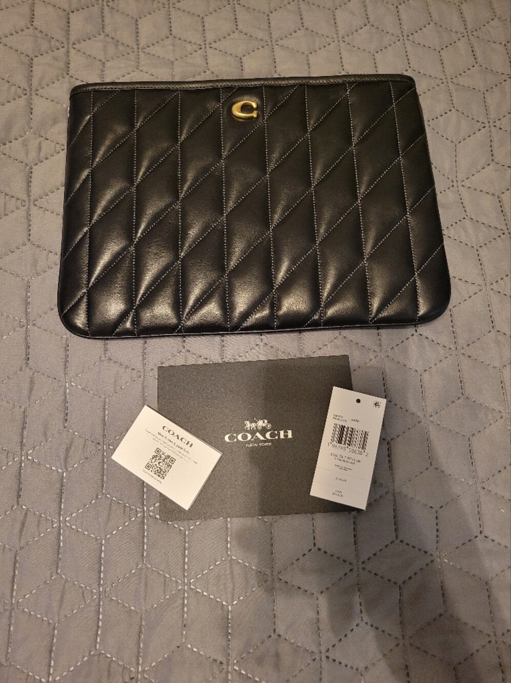 Coach Pouch 28 Black Quilted Leather